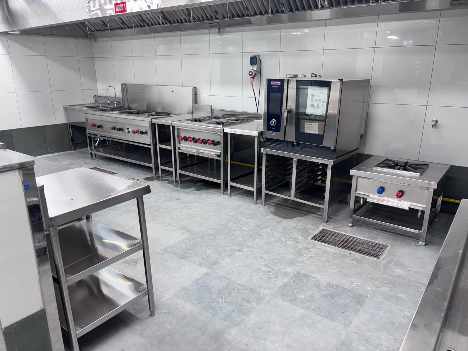 Commercial kitchen installation - cooking range with combi oven